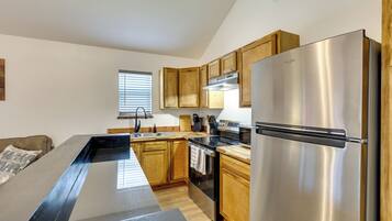 House (1 Bedroom) | Interior