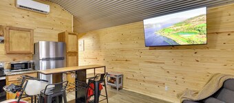 Modern Sabine River Cabin, 3 Mi to Boat Launch!