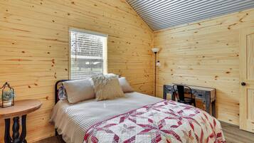 House (1 Bedroom) | Interior