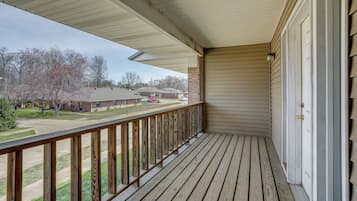 Huoneisto (2 Bedrooms) | SisÀtilat