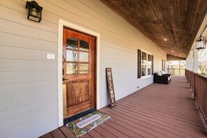 House (5 Bedrooms) | Interior - 90-acre Sanctuary w/ Lake in Rural North Texas! (Kemp)