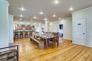 Maison (5 Bedrooms) | Intérieur