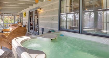 'peace of Aska' Cabin w/ Hot Tub & Fire Pit!