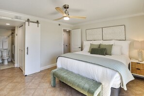 Apartment (2 Bedrooms) | Interior - Sleek, Oceanfront Unit in Daytona Beach Shores! (Daytona Beach Shores)