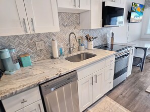 Microwave, coffee/tea maker - Waterfront 1 bed 1 bath ground level condo on 28th St Canal. - Bayshore #6 (Ocean City)