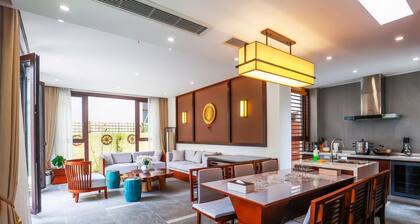 Book and Bed-Chong Ming