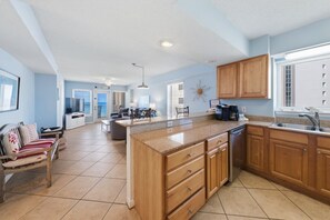 Interior - Boardwalk 587- 3BR | Gulf Shores Beach Condo (Gulf Shores)
