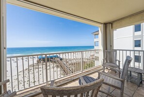 Property grounds - Boardwalk 587- 3BR | Gulf Shores Beach Condo (Gulf Shores)