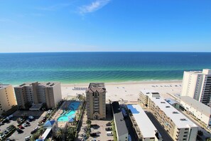 Beach nearby - Gulf Shores Condo | Direct Beach Access | Sleeps 6 (Gulf Shores)