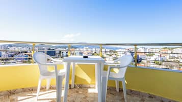 Tremannsrom – comfort, sjøutsikt | Utsikt fra balkong