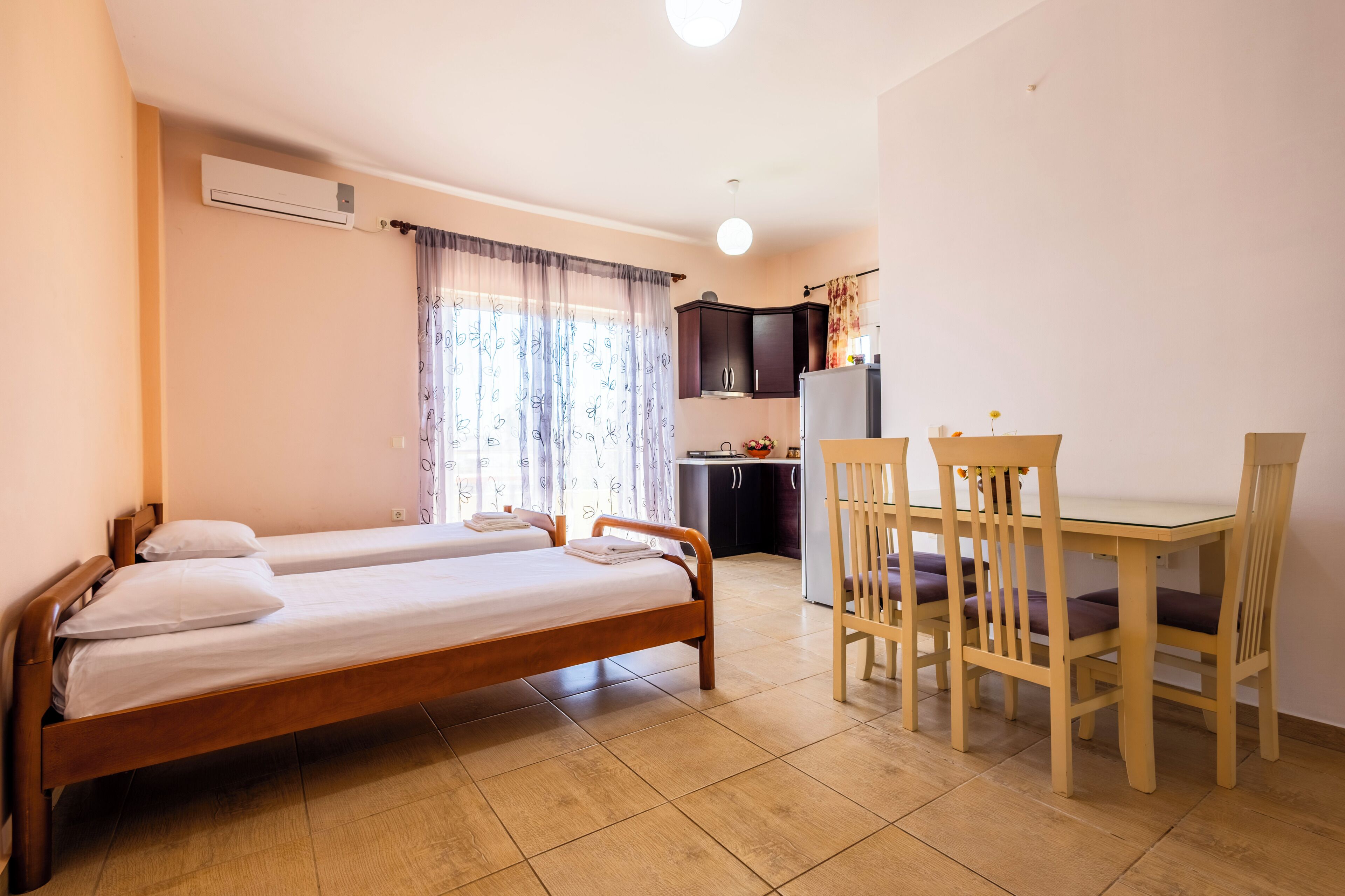 Apartament familiar, vistes parcials al mar