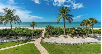 Beachfront Vanderbilt Beach 2BR. Fully Renovated 2026. Amazing Gulf Views