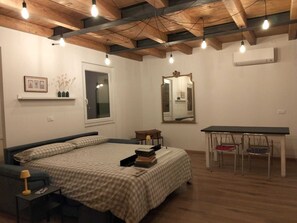 デラックス コンドミニアム