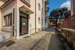 Front of property - VivimiHome-Verona Expo Suites (Verona)