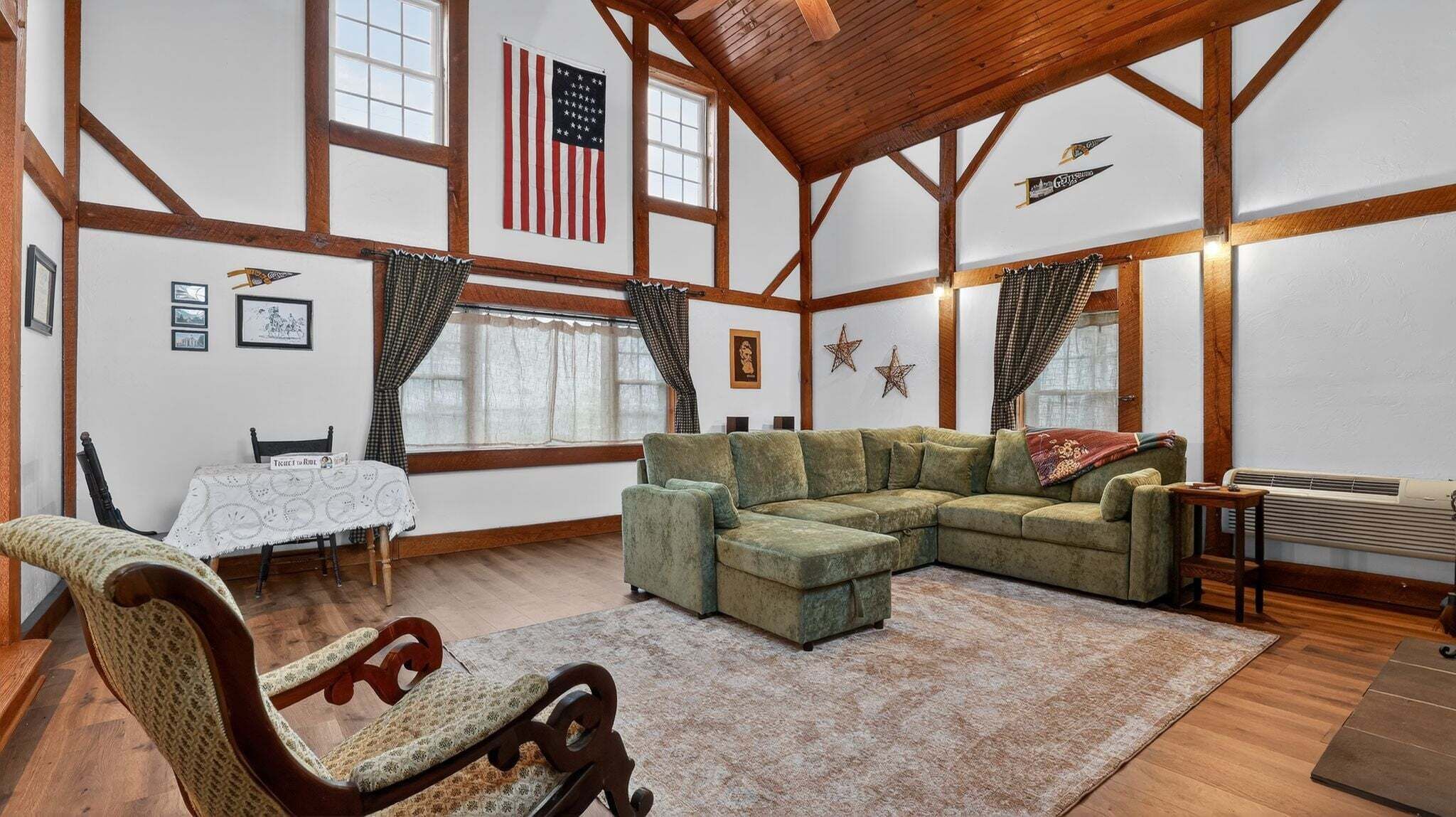 House, 3 Bedrooms | Living area