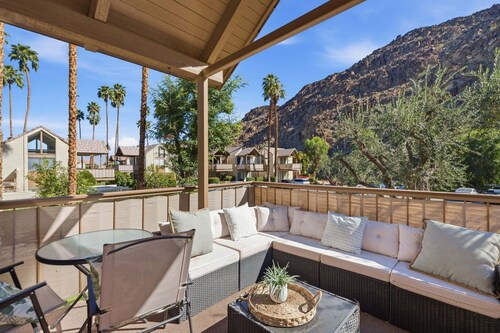 Desert Escape With Private Balcony Condo