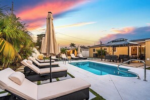 Pool - 4BR Bio Hack Retreat: HTD Pool~Sauna~Hot Tub~Plunge (West Palm Beach)