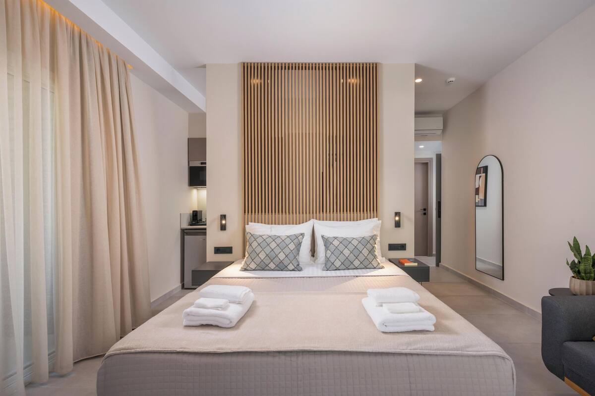 Superior Room No109 | Peti besi dalam bilik, langsir/tirai gelap terus, kalis bunyi 