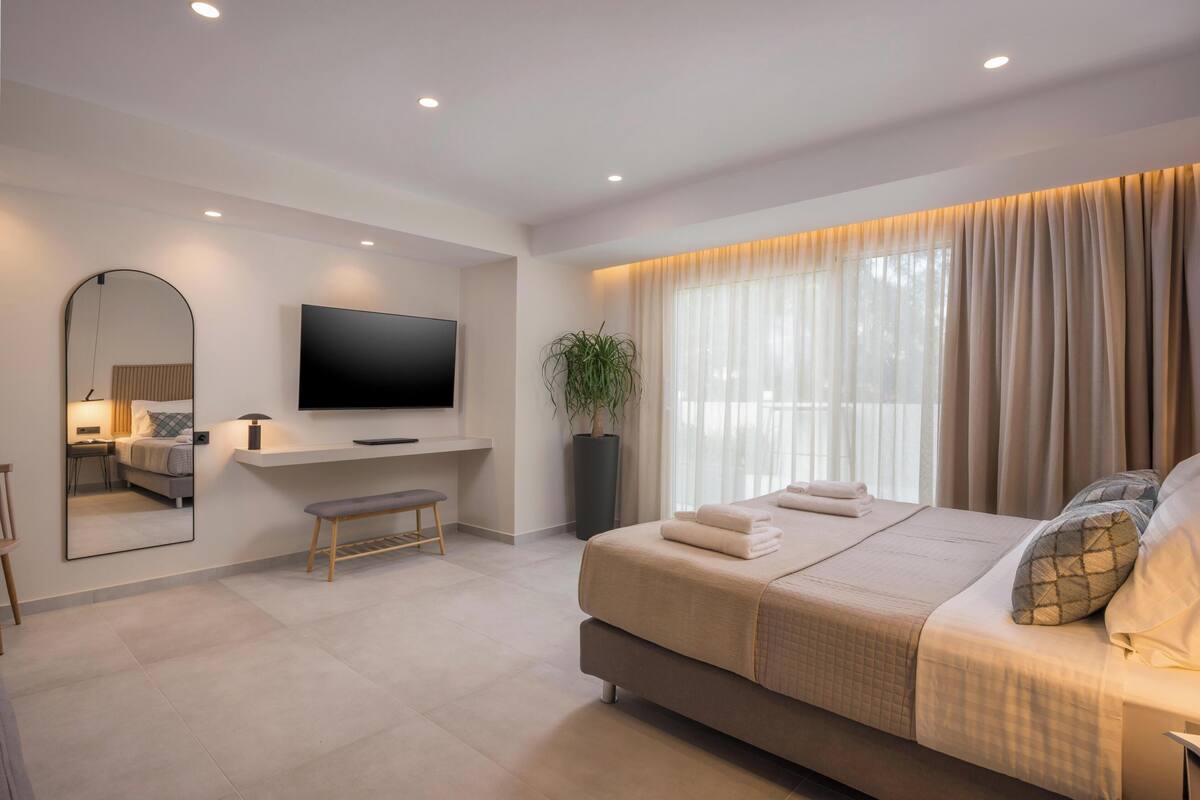 Deluxe Room No102 | Peti besi dalam bilik, langsir/tirai gelap terus, kalis bunyi 