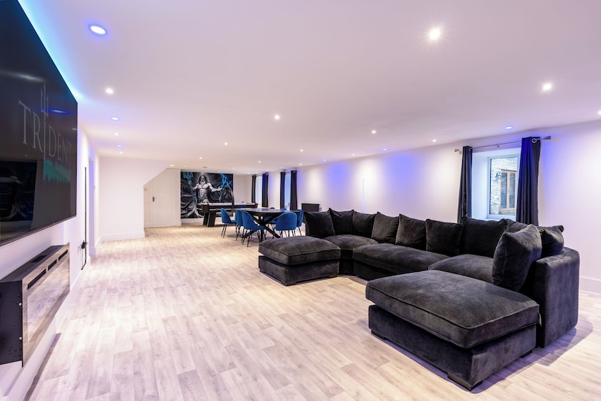 Trident Funhouse, Pet Friendly, With Hot Tub In Pilton - Glastonbury