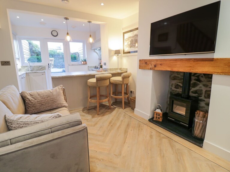 8 Crown Lane, Pet Friendly, Character Holiday Cottage In Conwy - Conwy