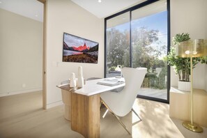 럭셔리 하우스, 침대(여러 개), 수영장 이용, 수영장 전망 (Amestoy Modern) | 다이닝