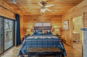 Room - Incredible Views, Privacy, Hot Tub (Sevierville)