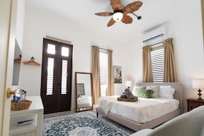 Iron/ironing board, Internet, bed sheets - Urban Luxury apartment 25 min from San Juan (Luis Munoz Rivera)