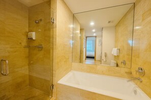 Room, Balcony | Bathroom