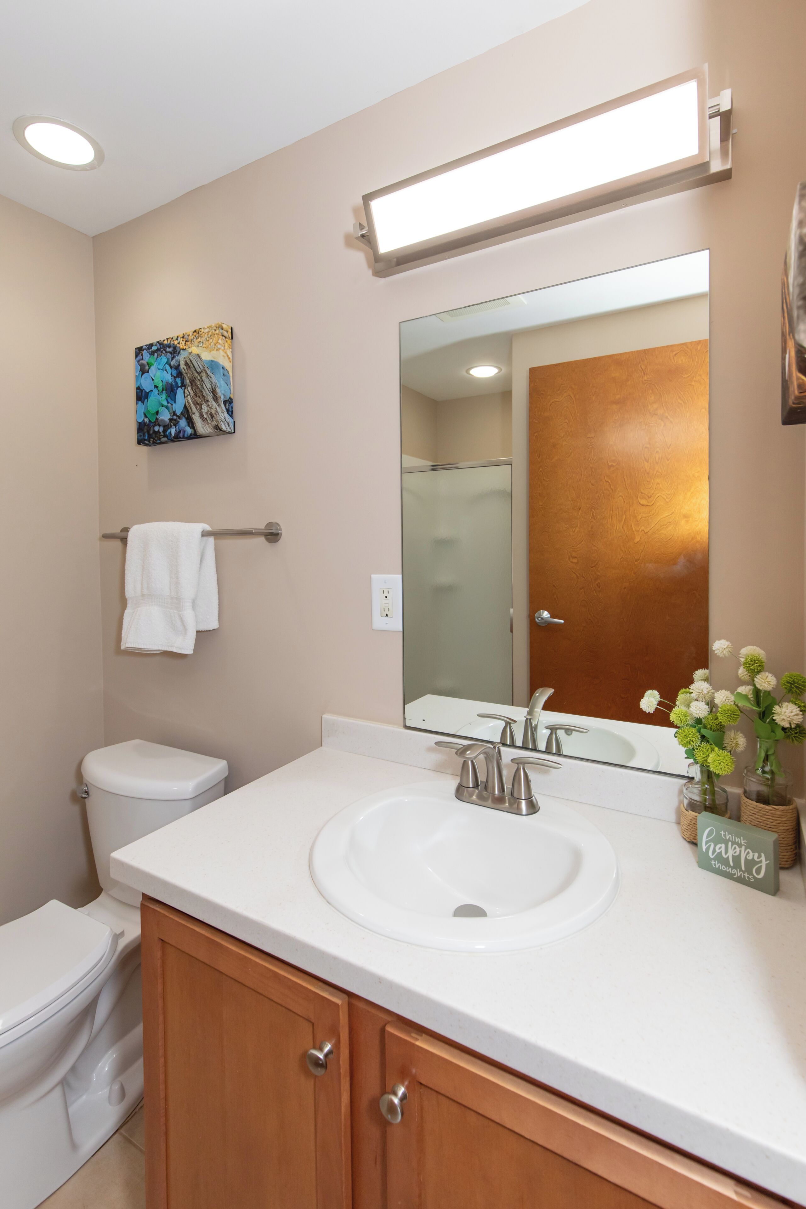 Hair dryer, towels