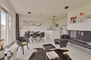 TV - VILLA AELLO 0205 + P702 (Nieuwpoort)
