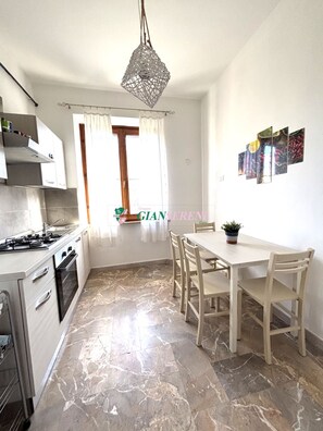 Fridge, oven - Spacious apartment for 6 people near the sea-Rif.Principessa97 (San Vincenzo)