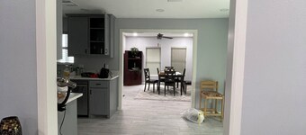 Neat 3 bedroom retreat with AC in charming Princeton. Two minutes to Lavon lake.