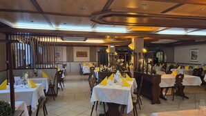 Ảnh chưa phân loại, 4 trong số 23 ảnh, nút