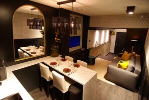 Dining - Vrbo Property (Amsterdam)