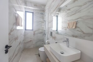 Villa, 5 Bedrooms, Private Pool, Garden View | Bathroom - Ayia Napa Orea Villa OR6 (Ayia Napa)