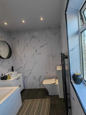 Bathroom - Home Away From Home: Charming 3-Bed House in Stanley. (Stanley)