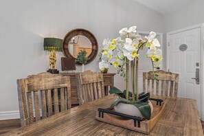 Dining - 🦌Baskins Creek 506 | Scenic Retreat | Foothill Views, Pool, Hot Tub 🏔️ (Gatlinburg)