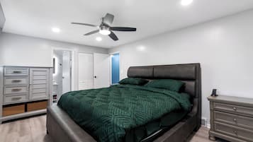 4 chambres, fer et planche à repasser, accès Internet, draps fournis