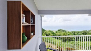 Interior - 3-Bedroom Apartment with Stunning Panoramic Ocean Views - Terraces & BBQ, Sainte-Luce (Sainte-Luce)