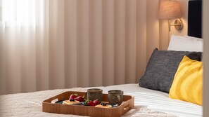 Fer et planche à repasser, Wi-Fi gratuit, draps fournis