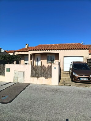 Exterior - Vrbo Property (Torreilles)