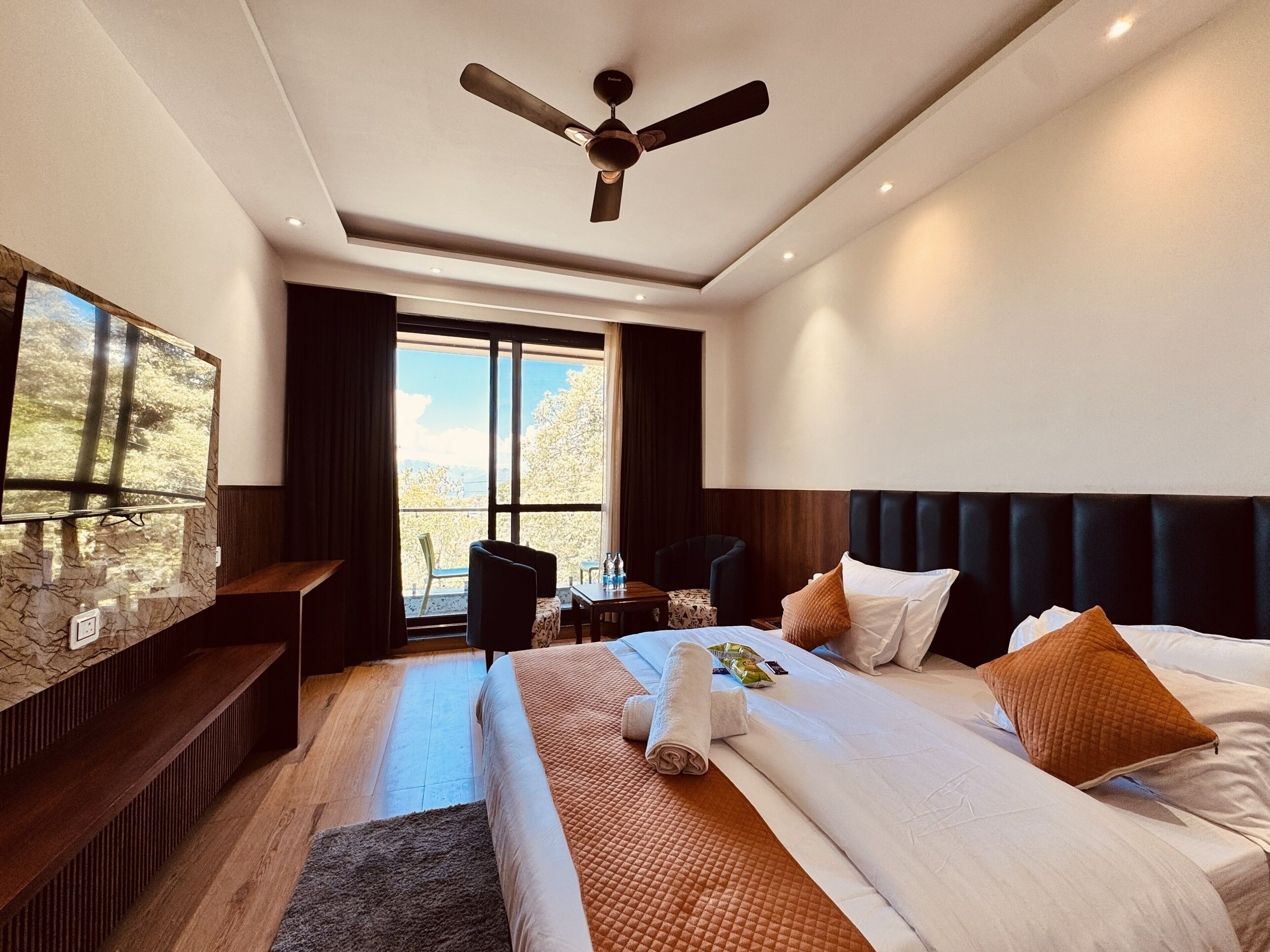 Double Room, Balcony | Laptop workspace, free WiFi