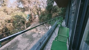 Terrace/patio - Hotel Sky Heaven Dalhousie (Dalhousie)