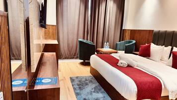 Superior Room, Balcony, Mountain View | Laptop workspace, free WiFi