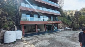Exterior - Hotel Sky Heaven Dalhousie (Dalhousie)