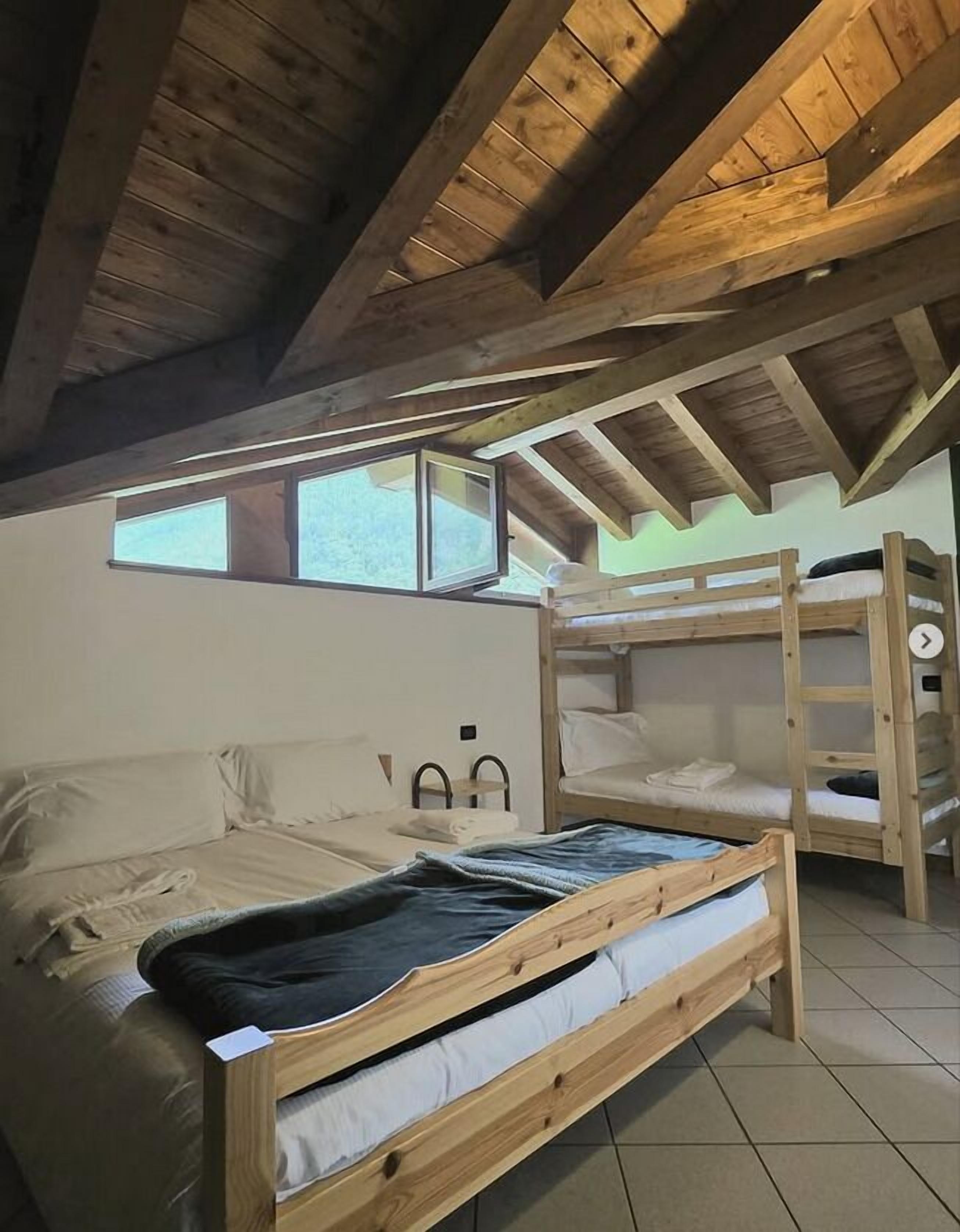 ファミリー ルーム バルコニー マウ ンテンビュー