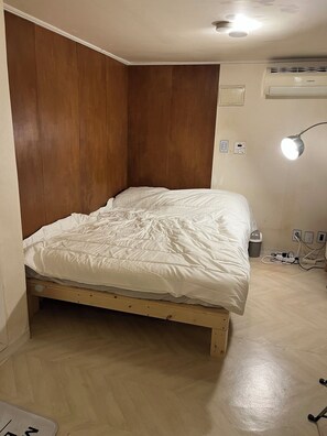 Iron/ironing board, WiFi