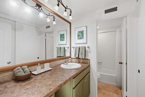 Hair dryer, towels - NEW! Desert Escape with Private Balcony (Indian Wells)