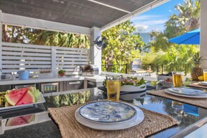 Outdoor dining - New Build | Pool · Outdoor Bar · 2 Golf Carts Incl. (Captiva)